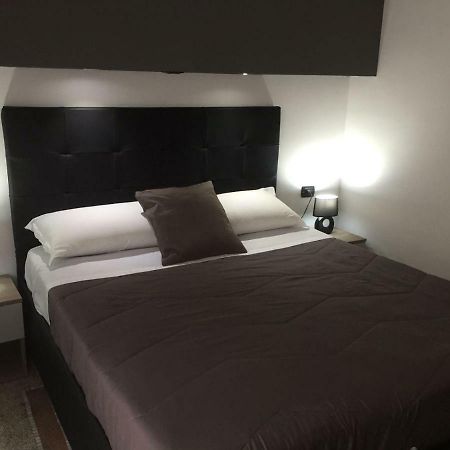 Mb95 - Mezzocannone Luxurious Bed&Breakfast Naples Extérieur photo