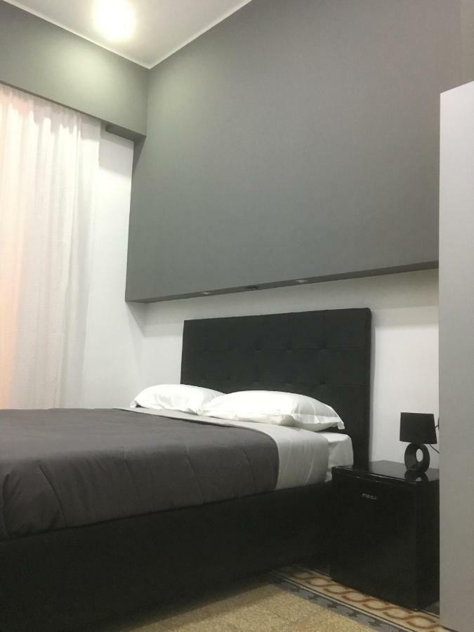 Mb95 - Mezzocannone Luxurious Bed&Breakfast Naples Extérieur photo