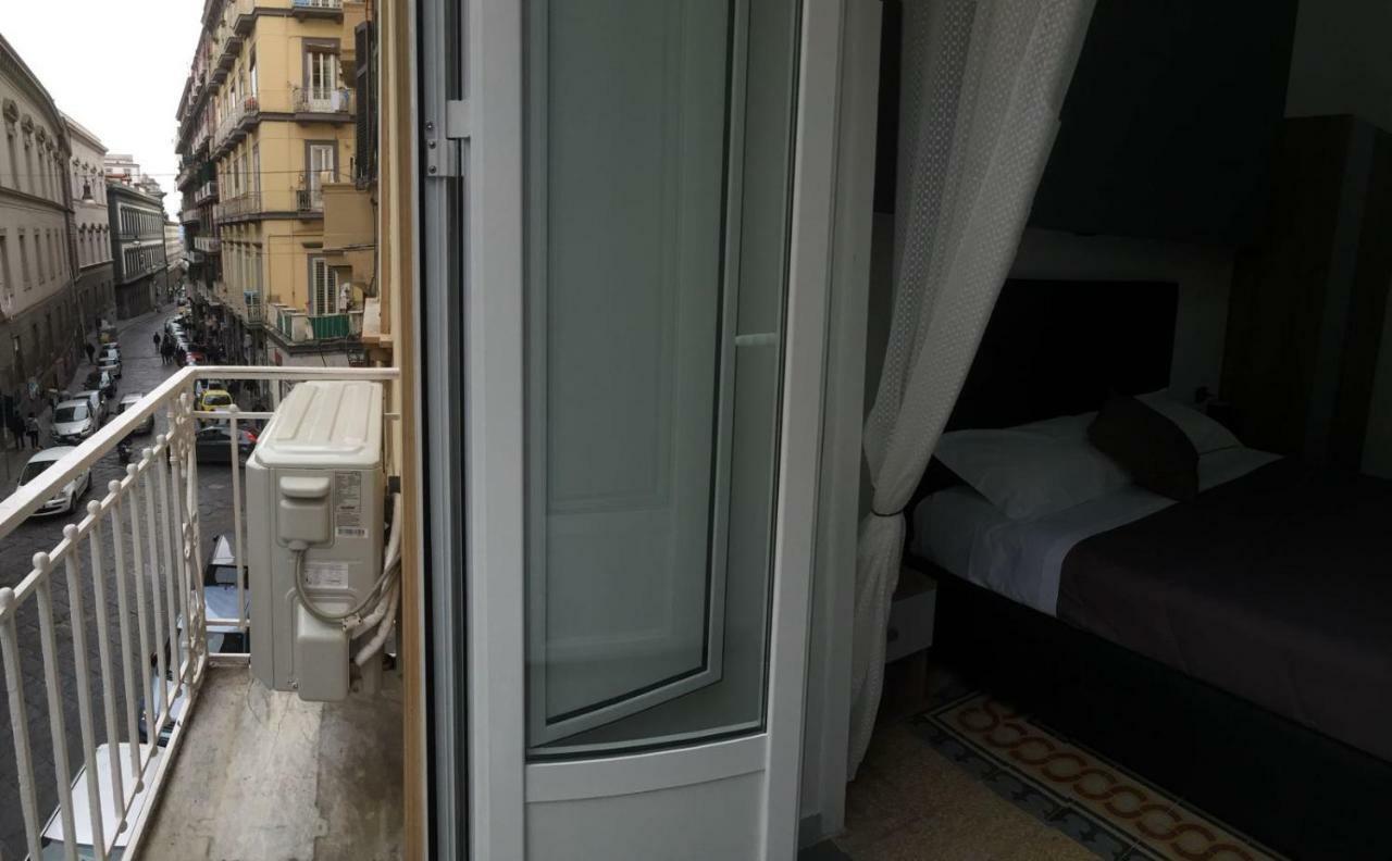 Mb95 - Mezzocannone Luxurious Bed&Breakfast Naples Extérieur photo