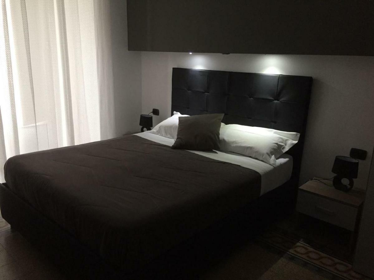 Mb95 - Mezzocannone Luxurious Bed&Breakfast Naples Extérieur photo