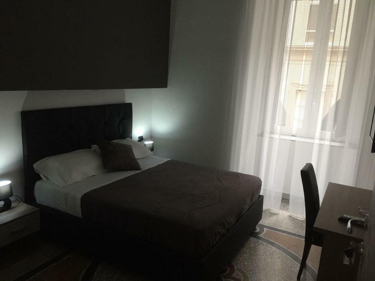 Mb95 - Mezzocannone Luxurious Bed&Breakfast Naples Extérieur photo